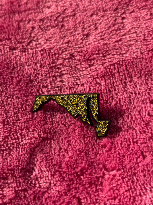 Maryland Dogwood Susan Enamel Pin